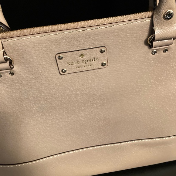 Kate Spade tote - Picture 2 of 6